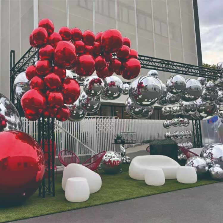 दर्पण गुब्बारे