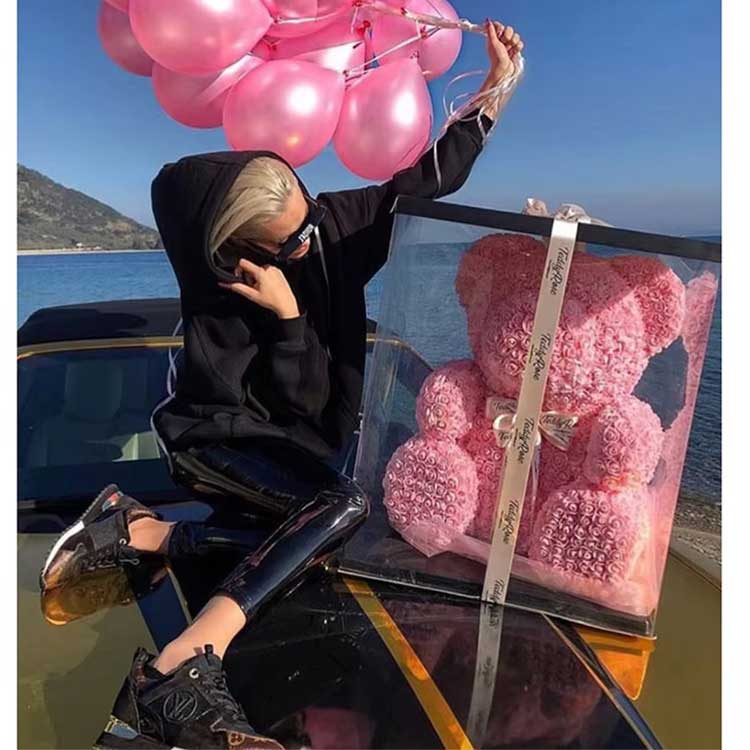 गुलाब का फूल टेडी बियर